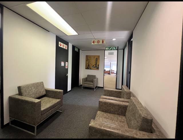555M² OFFICE TO LET IN ILLOVO